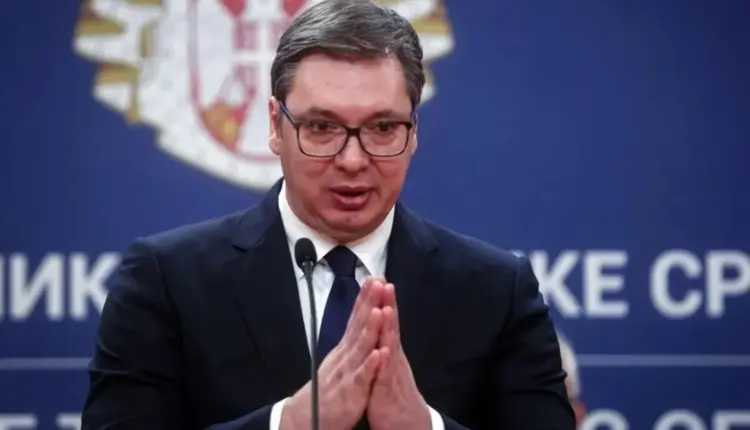 Nuk e kursej fjalorin për një vit, Vuçiq sot u kërkon falje studentëve dhe protestuesve