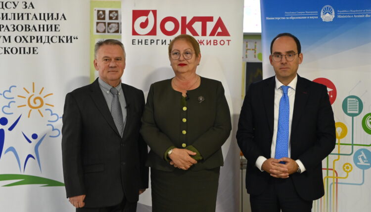 OKTA dhuroi sisteme fotovoltaike në tre shkolla shtetërore, Janevska – arsimi është përgjegjësi e përbashkët shoqërore
