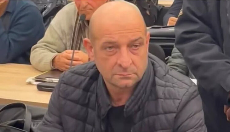 Pronarit të diskotekës “Pulse” i është gjetur një telefon në qeli