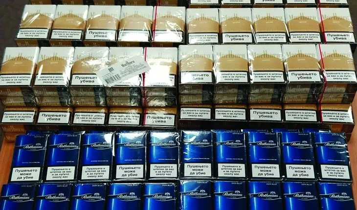 Drejtoria e doganave sekuestroi ilaçe, deviza, pije alkoolike, artikuj fetarë…