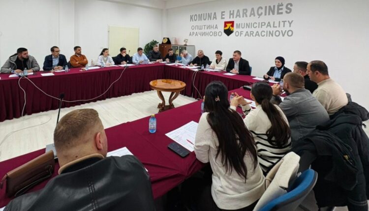 Daut Beqiri: Familjeve te dëshmorëve ua shlyem borxhet ndaj komunës së Haraçinës dhe i liruam nga pagesat për shërbimet komunale