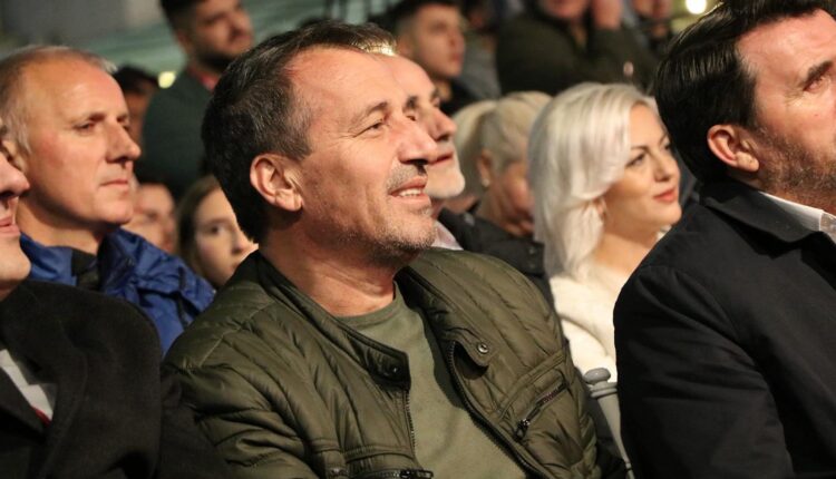 Blerim Bexheti edhe pse u la jashtë Kryesisë Qendrore e ka uruar Ali Ahmetin në krye të BDI-së