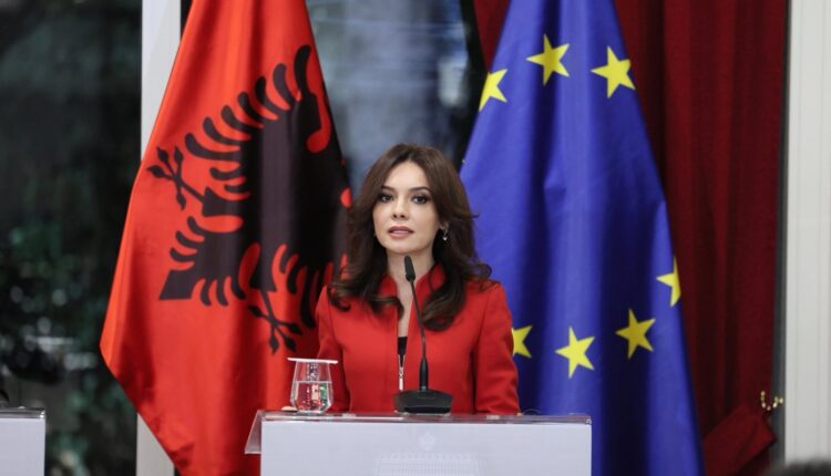 Ministrja për Europën dhe Punët e Jashtme, Elisa Spiropali qëndron për vizitë zyrtare në Shkup