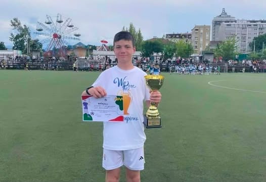 Erdi Emini  diamant i ri në duart e trajnerit Ismail Ismaili te Shkëndija