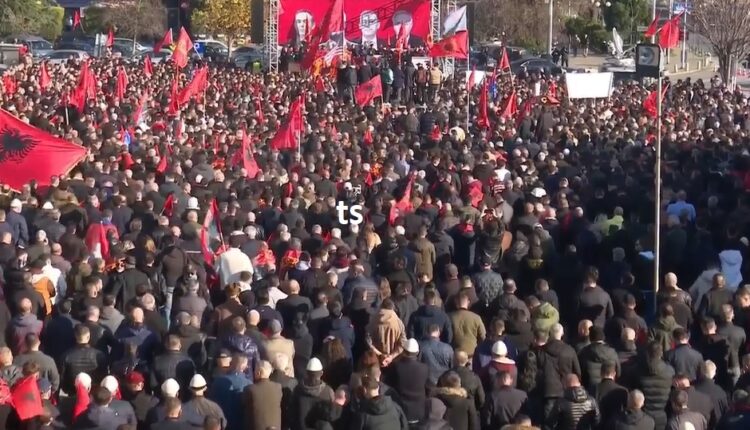 Përfundon protesta në Shkup, kërkohet liri për ish komandantët e UÇK-së (VIDEO)