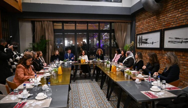 Ambasadori Meidani: Takim me deputetet shqiptare në nisje të vizitës së ministres Elisa Spiropali në Shkup