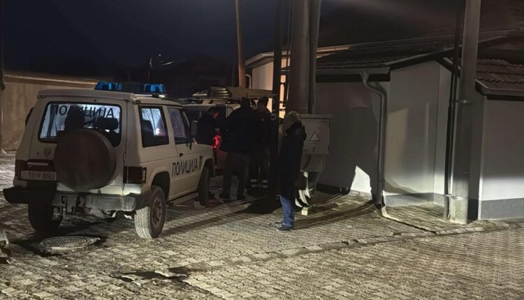 Pallatica në errësirë, policia zbarkon në fshat – banorët revoltohen ndaj EVN-së