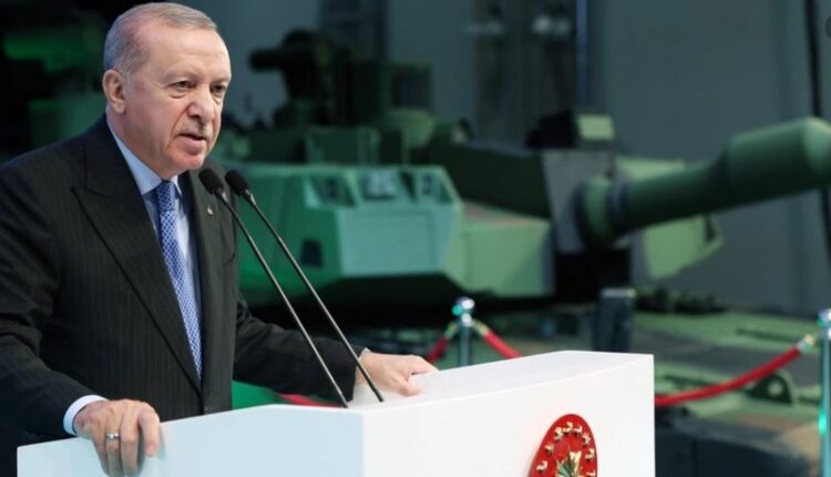 Rusia bombardoi tre anije turke, reagon Erdogan