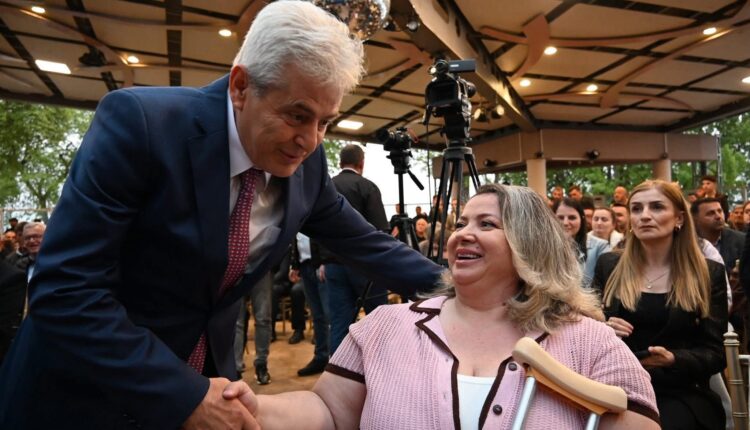 Struga me zgjedhje të qëlluara dhe vizion të qartë politik