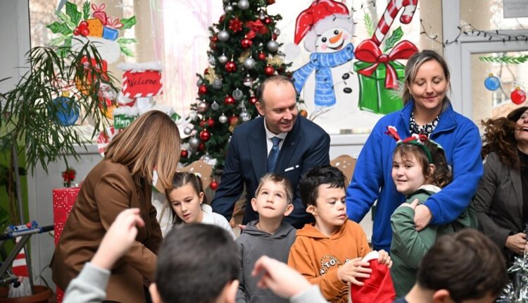 Kryetari Gashi dhuroi mjete për shkollat “Zllatan Sremec” – Shkup, “Idnina” – Shkup dhe “Liria” – Tetovë