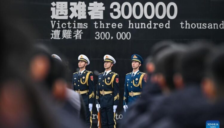 Kina mban ceremoninë përkujtimore për viktimat e  Nankinit