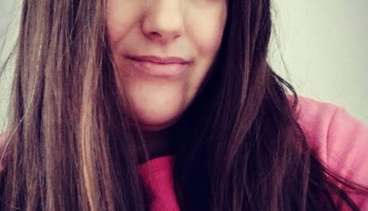 Politikanẽ brenda natẽs