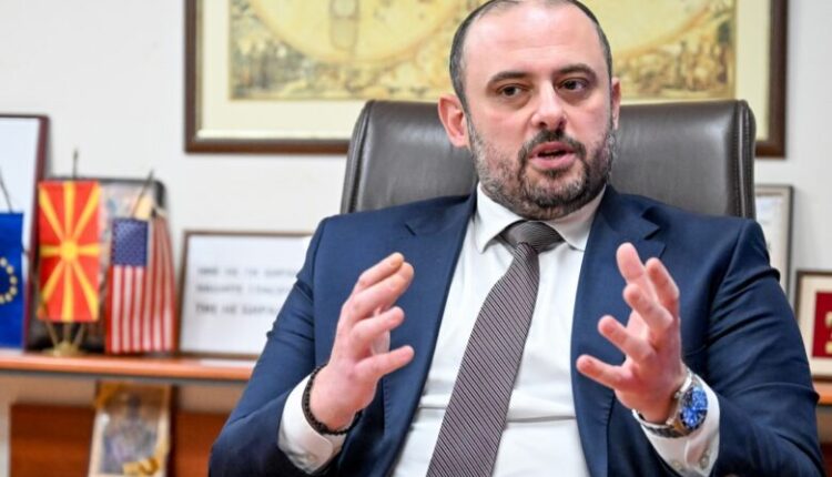 Gjorgjievski: Nuk më duhen 25 pastruese dhe dhjetë shoferë në Qytetin e Shkupit