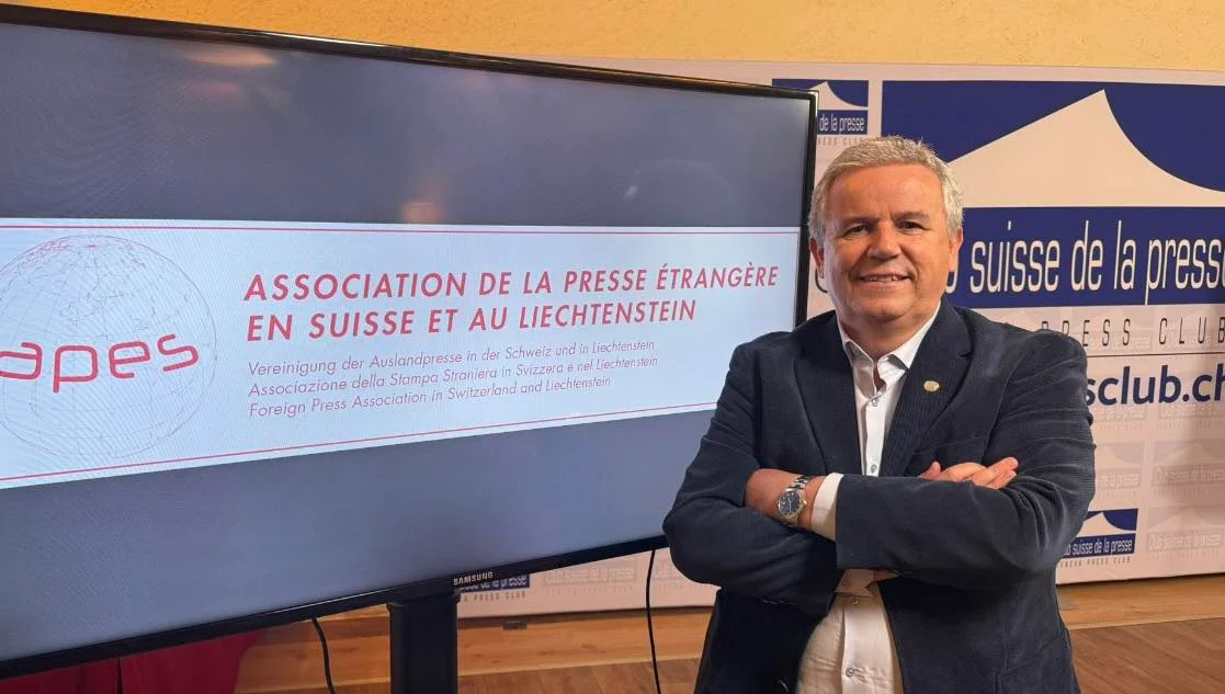 Një gazetar shqiptar zgjedhet në kryesinë e Asociacionit të Gazetarëve botërorë në Gjenevë