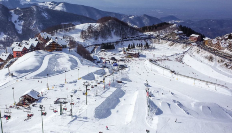 Rekord reshjesh në Evropë, 3 metra dëborë në Prato Nevoso të Italisë