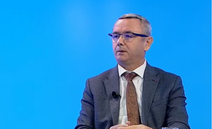 Rexhepi: Në çdo seancë dokumentet vijnë vetëm në gjuhën maqedonase, kryetari Kuvendit kontrollohet nga koordinatori i VMRO-së