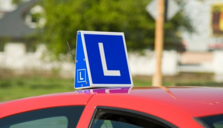 Kartel në disa auto-shkolla të Maqedonisë? Dyshohet se janë marrë vesh për të caktuar çmimet
