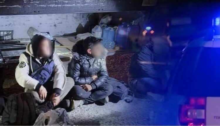 Kumanovë: Arrestohen dy të mitur për kontrabandë, gjenden pesë migrantë në automjet