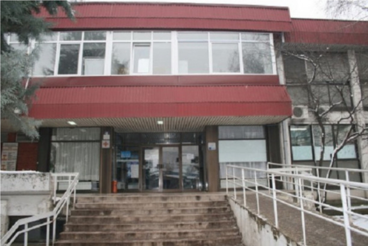 44 vjeçari gjendet i vdekur para një poliklinike në Shkup