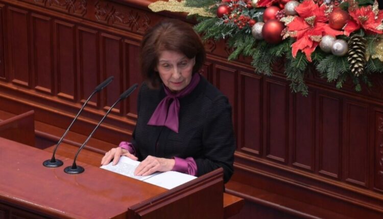 Fjalimi i fundvitit i presidentes Siljanovska-Davkova: Le të kemi kujdes që nga procesi evropian të mos dalim si plaku i Heminguejit