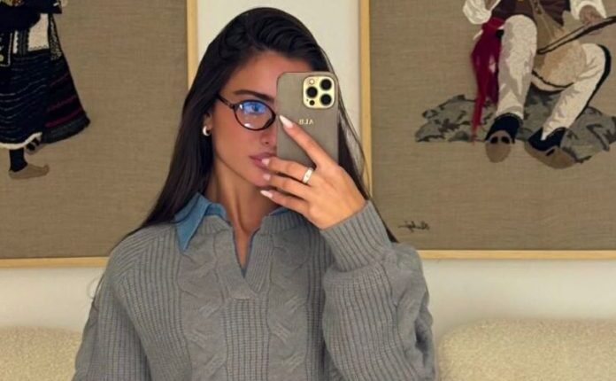 Alba ja qet ‘flakën’ Instagramit, shfaqet super joshëse në paraqitjen e fundit