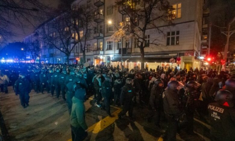 Protesta kundër policisë në Berlin