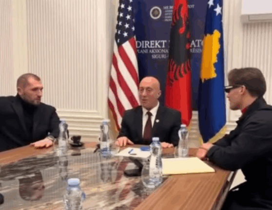 Haradinaj e pret në zyrë Bejtën – artistin e “Lules”
