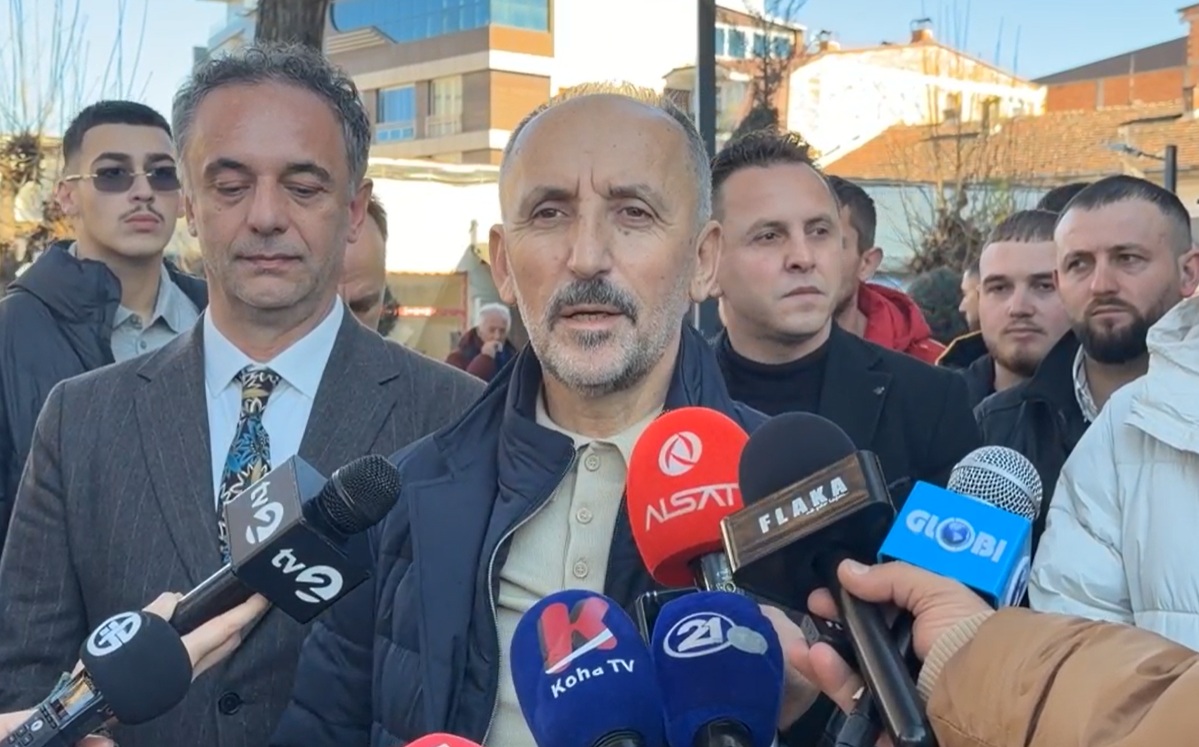 Bejta: Do t’ia kthejmë krenarinë Gostivarit, 8 vite vetëm është vjedhur (VIDEO) Bejta: Do t’ia kthejmë krenarinë Gostivarit, 8 vite vetëm është vjedhur (VIDEO)