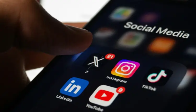 A do të ketë ndalesë të rrjeteve sociale për fëmijët në Maqedoninë e Veriut?