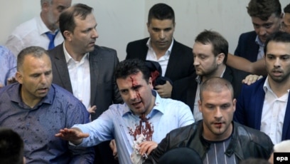 Edhe 8 të dënuar për rastin  27 Prilli  pritet të lirohen nga burgu para Vitit të Ri