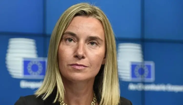 Vetëm pak muaj para arrestimit, Mogherini nënshkroi kontratë me ‘Telekom Srbija’