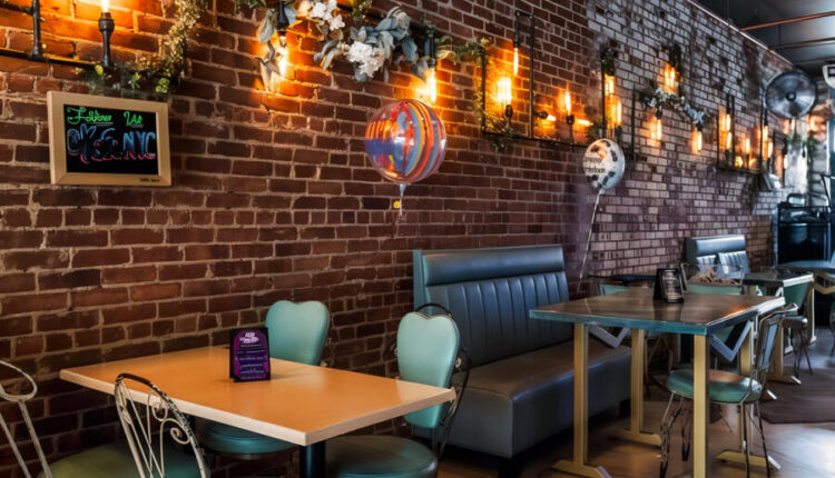 Prokuroria hap procedurë penale ndaj pronarit të lokalit “Juzhna Pruga” në Shkup – hoqi vulën zyrtare dhe vazhdoi punën pavarësisht ndalesës