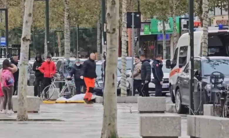 Ngjarje e rëndë në Vlorë  dyshohet se u rrëzua nga biçikleta   vdes gruaja