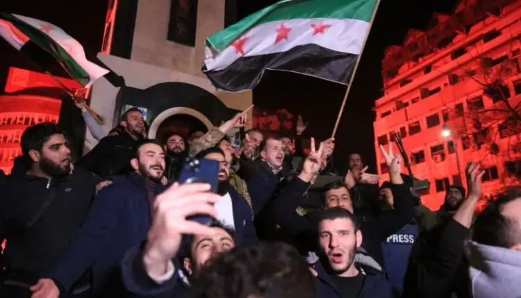 Siria feston një vjetorin e rrëzimit të Assadit (VIDEO)