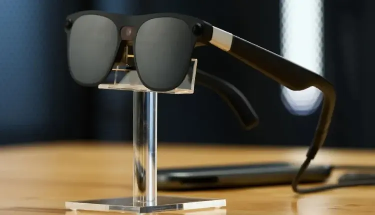 Google do të lansojë syzet e para me inteligjencë artificiale në vitin 2026