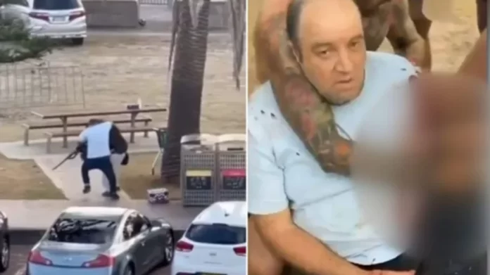 Heroi i Sidneit  identifikohet burri që rrezikoi jetën për të çarmatosur sulmuesin