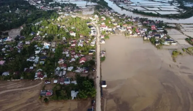 Tragjedi në Indonezi/ 950 të vdekur dhe 270 të zhdukur, pas përmbytjeve shkatërruese