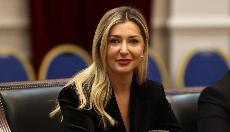 Kaltrina Zekolli Shaqiri uron qytetarët për festat e fundvitit, ishte një vit pune me përgjegjësi, bashkëpunim dhe rezultate