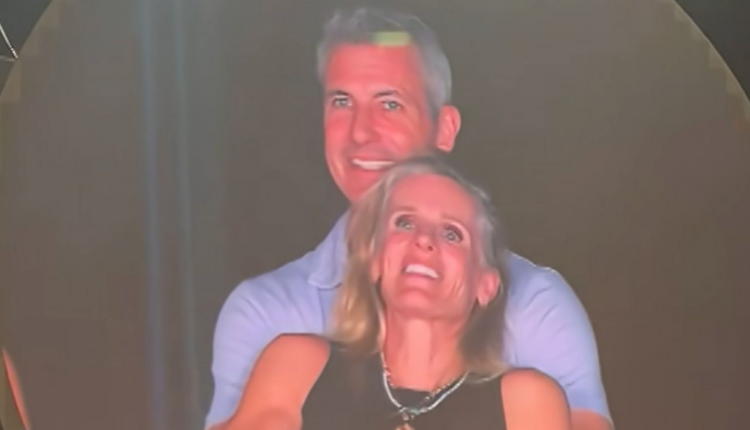 Kush ishin lajmet më të çuditshme dhe virale nga bota në vitin 2025