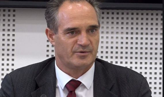  Bashkimi bën fuqi   Hasani me thirrje për shkrirjen e Limajt në PDK