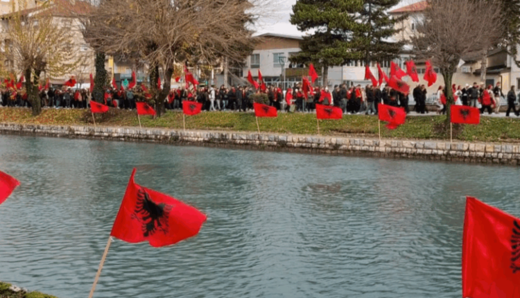 Gjykata e Strugës akoma nuk ka vendosur për lëndën ndaj Mendi Qyrës