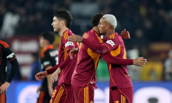 Roma i kthehet fitores në Serie A dhe i afrohet kreut të tabelës