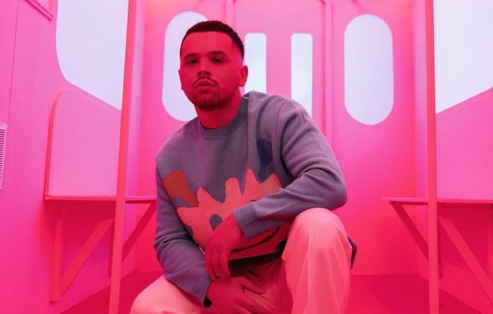 jam-single-ama-dua-qe-rrefehet-yll-limani-per-dashurine-shume-lidhje-kane-mbaruar-per-shkak-te-punes