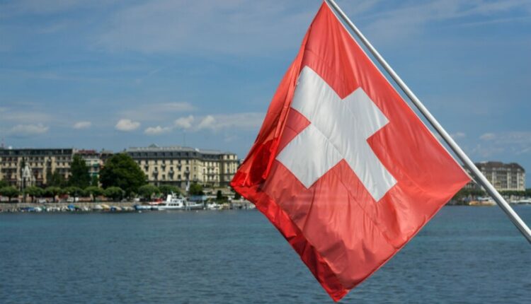 “Kujdes nga lajmet e rreme!”: Ambasada e Zvicrës me një reagim publik demanton pretendimet se tregu zvicran po kërkon punëtorë të huaj