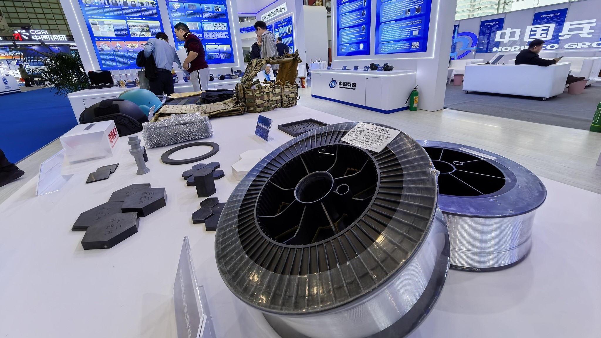 Kina forcon kontrollin mbi eksportin e artikujve me përdorim të dyfishtë në Japoni