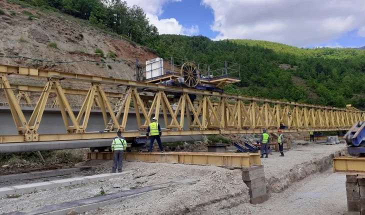 Nikolloski: Do ta përmbushim premtimin për përfundimin e autostradës Kërçovë-Ohër