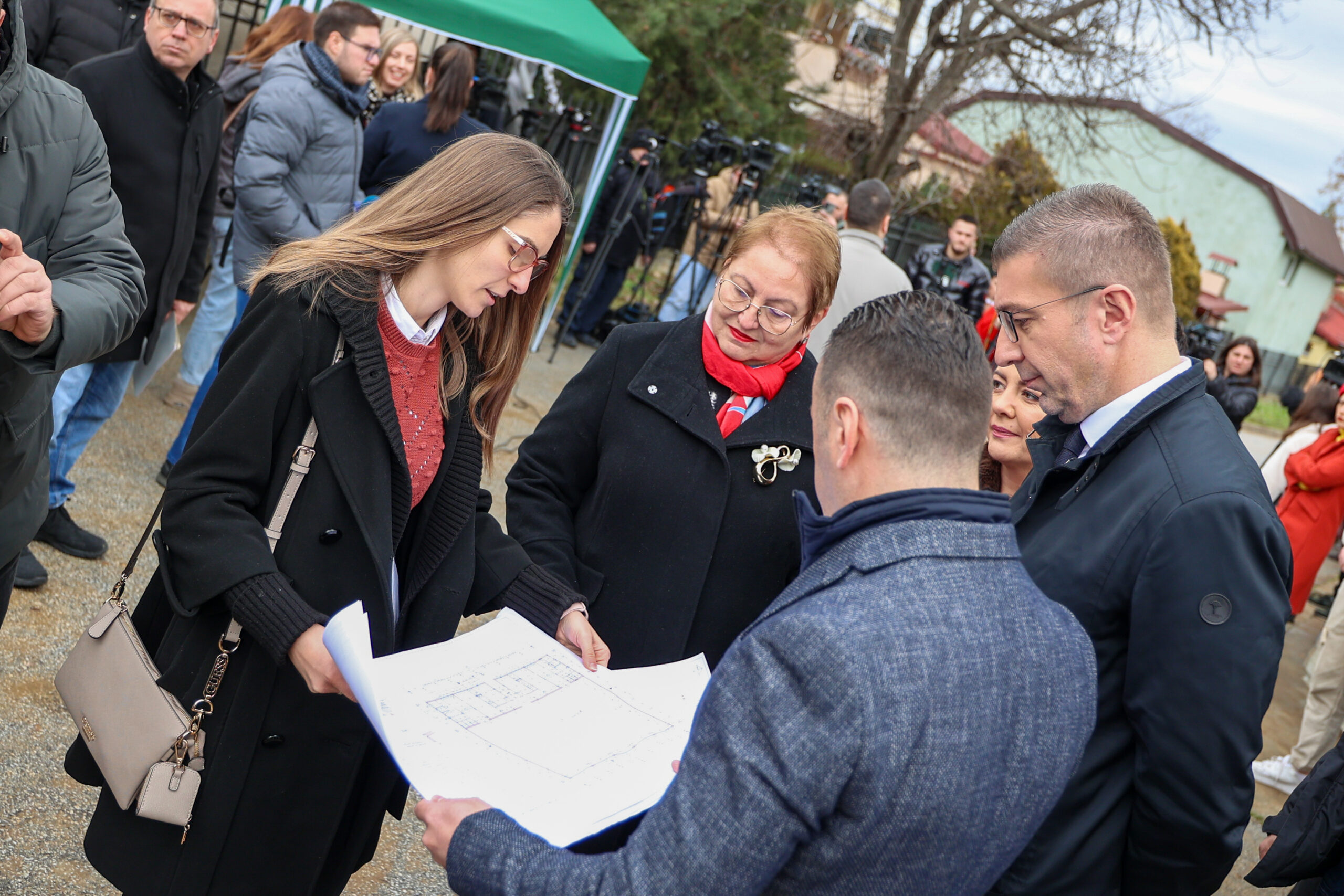 Mickoski  300 kompani parashihen të mbështeten me këto grante në vlerë të përgjithshme prej 25 milionë eurosh