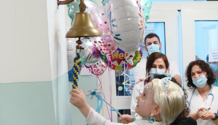 Zilja e fitores në Shkup/ Amina 3 vjeçare sot triumfoi kundër leukemisë (VIDEO)