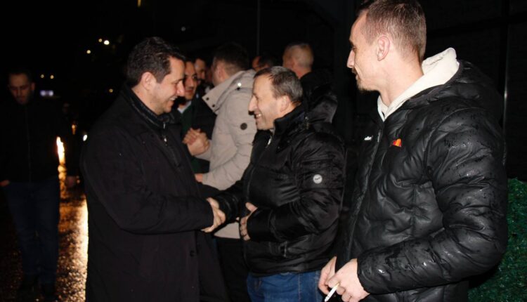 Gostivari mobilizohet: Lagjet “Pitarnica” dhe “Hekurudha” rreshtohen pas Valbon Limanit