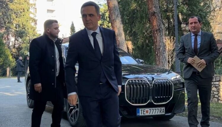 BMW-ja e Bilallit revolton tetovarët, Kasami nuk tregon kujt i është, por thotë se nuk e do luksin